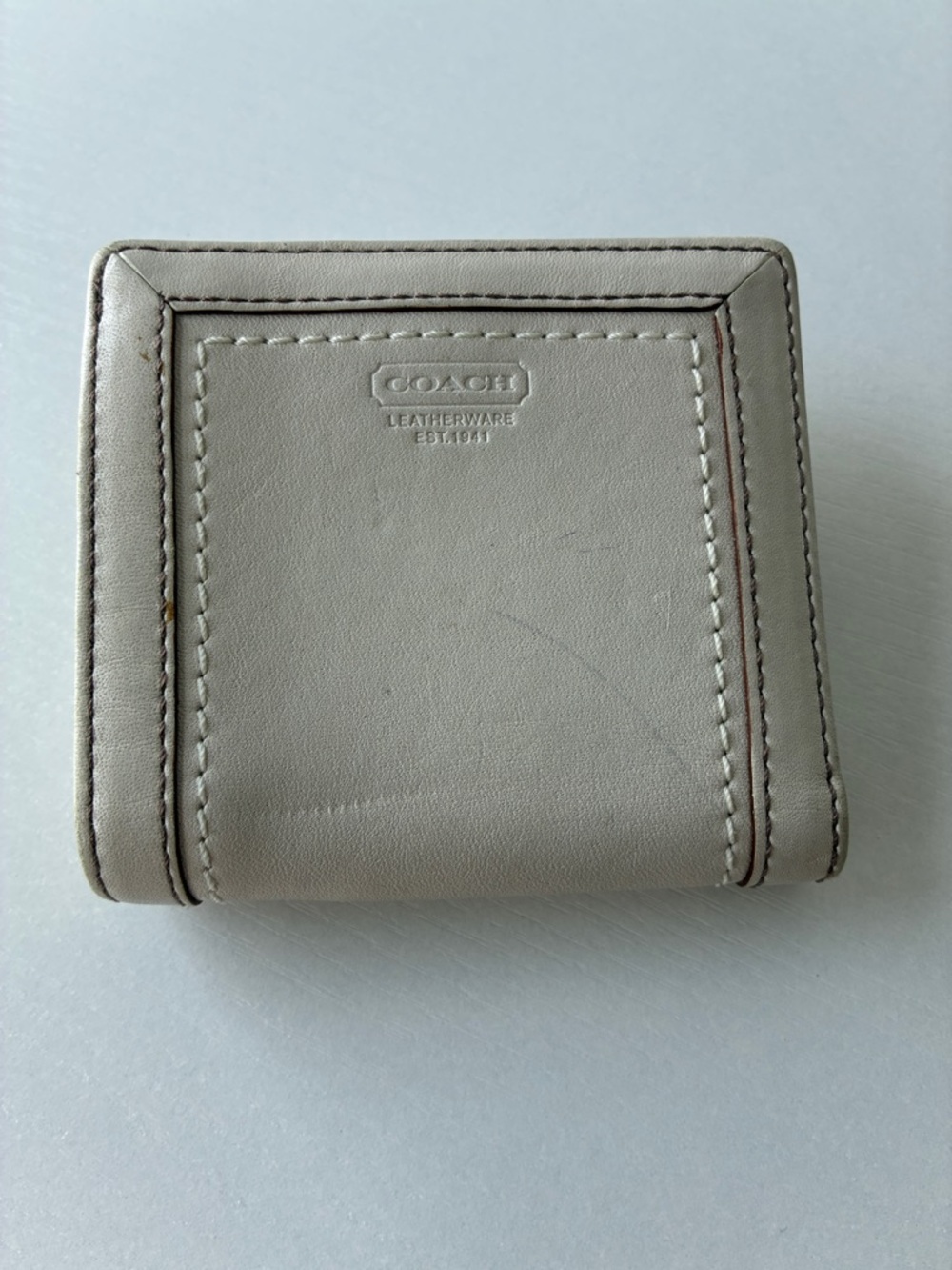Vintage Coach Small Leather Wallet in Light Taupe/Ivory with Silver Buckle